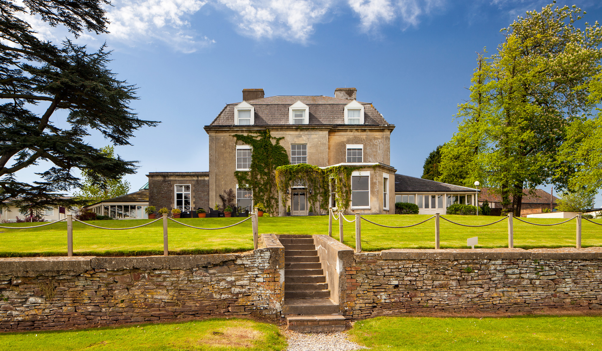 Mercure Bristol North The Grange Hotel