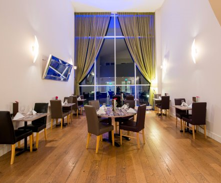 The Stanwell Hotel & Restaurant